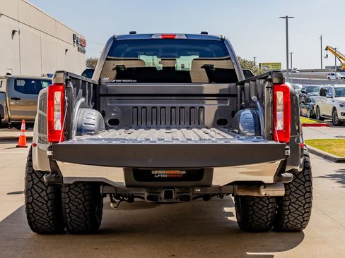 Used 2024 Ford F350 XLT image 9