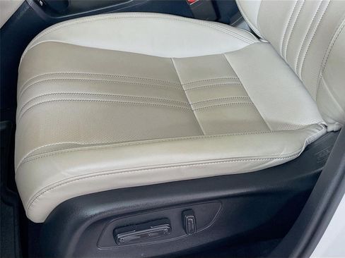 Used 2023 Honda HR-V EX-L image 23