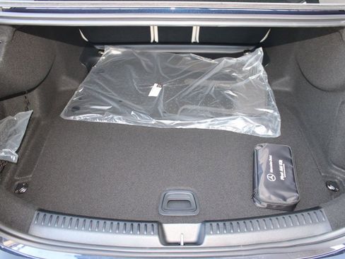 New 2026 Mercedes-Benz E 450 4MATIC Sedan image 32