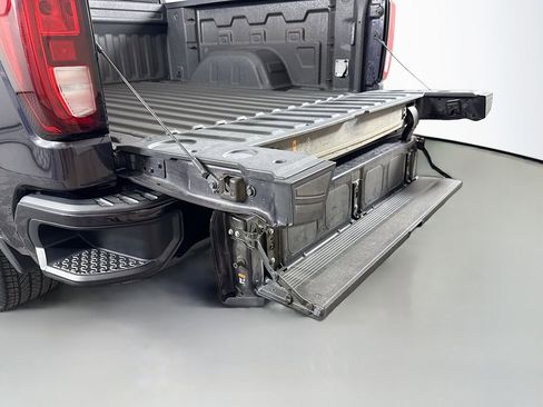 Used 2022 GMC Sierra 1500 Elevation RWD image 31