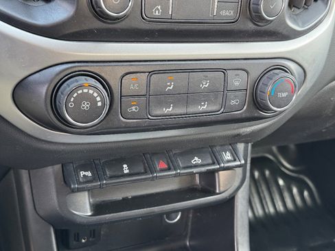 Used 2022 Chevrolet Colorado LT w/ Fleet Safety Package image 26