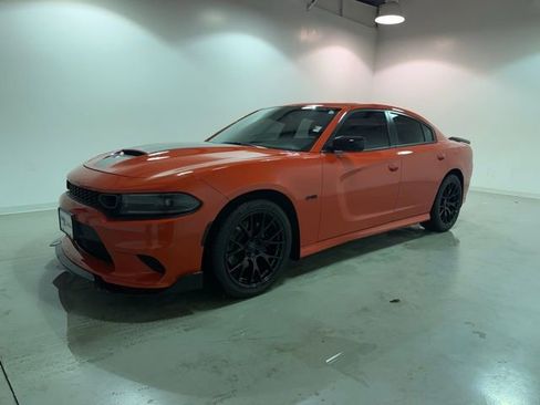 Used 2023 Dodge Charger R/T w/ Harman/Kardon Audio Group image 3