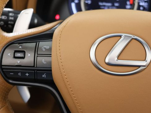 Used 2022 Lexus LC 500 Convertible w/ Touring Package RWD image 29