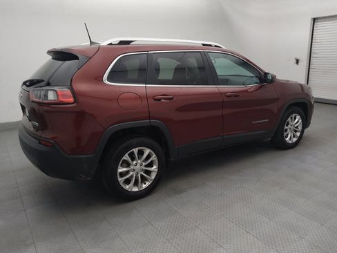 Used 2019 Jeep Cherokee Latitude w/ Cold Weather Group FWD image 10
