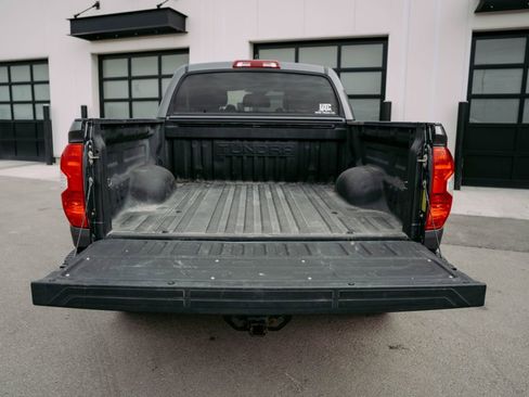 Used 2021 Toyota Tundra Platinum image 9