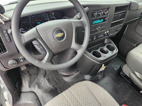 New 2024 Chevrolet Express 3500 w/ Power Convenience Package image 26