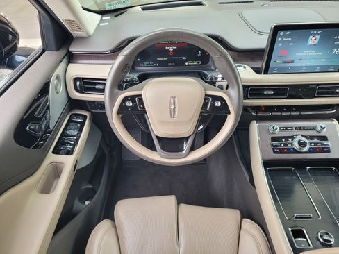 Used 2023 Lincoln Aviator Reserve w/ Equipment Group 201A image 11