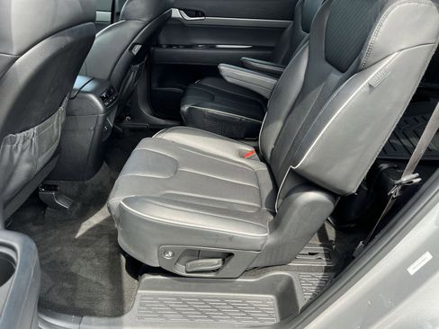 Used 2025 Hyundai Palisade SEL FWD image 26