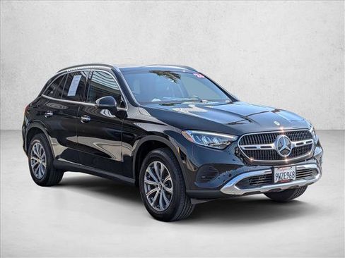 Certified 2026 Mercedes-Benz GLC 300 image 3