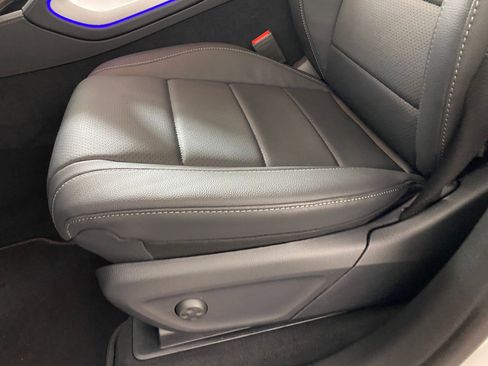 Used 2026 Mercedes-Benz GLE 350 4MATIC image 12