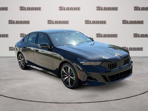 New 2027 BMW 530i xDrive w/ M Sport Package AWD/4WD image 7