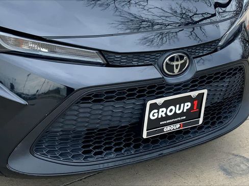 Used 2020 Toyota Corolla LE image 30