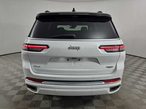 Used 2024 Jeep Grand Cherokee L Summit AWD/4WD image 6