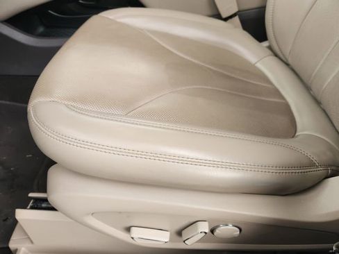 Used 2022 Lincoln Nautilus Reserve image 18