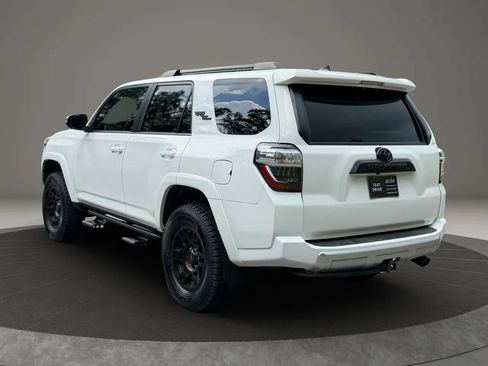 Used 2019 Toyota 4Runner TRD Off-Road Premium AWD/4WD image 6