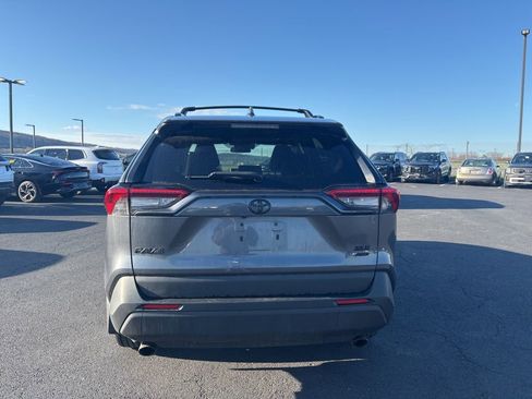 Used 2023 Toyota RAV4 XLE w/ Convenience Package image 4