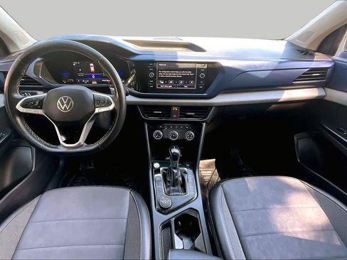 Used 2023 Volkswagen Taos SE AWD/4WD image 14