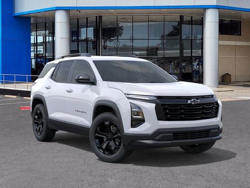 New 2026 Chevrolet Equinox LT image 7