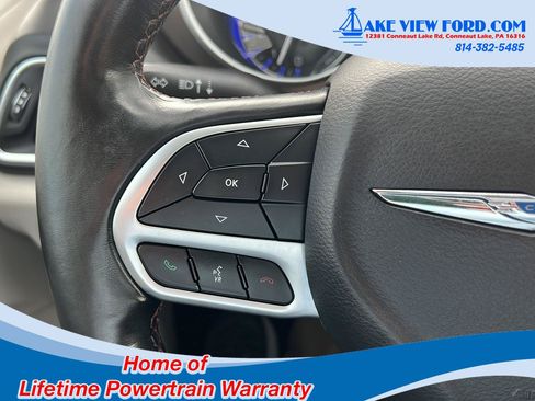 Used 2019 Chrysler Pacifica Touring-L Plus w/ Tire & Wheel Group FWD image 29