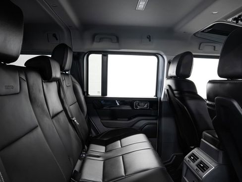 Used 2024 INEOS Grenadier Fieldmaster Edition image 36