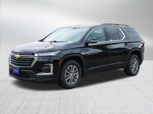 Used 2023 Chevrolet Traverse LT w/ LPO, Floor Liner Package AWD/4WD image 3