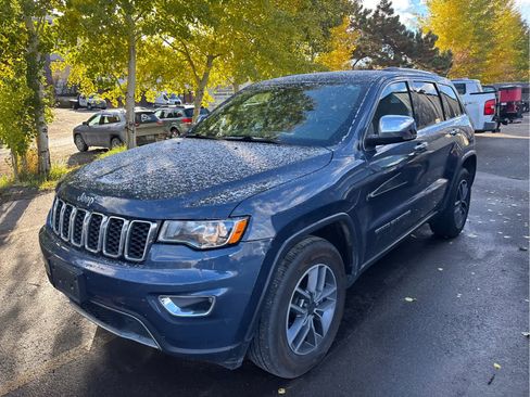 Used 2020 Jeep Grand Cherokee Limited w/ Trailer Tow Group IV image 2