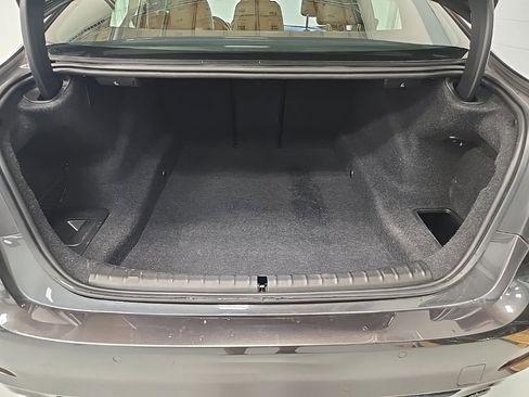 Used 2020 BMW 530i xDrive w/ Convenience Package image 23