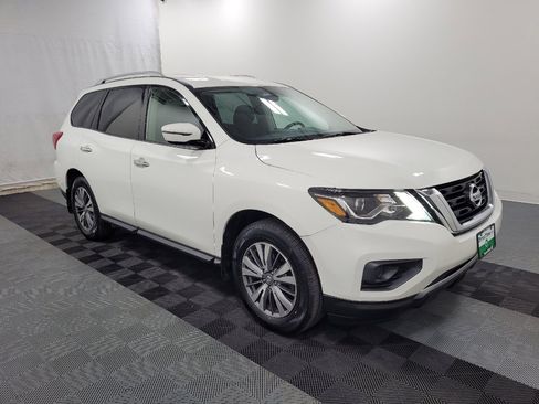 Used 2020 Nissan Pathfinder S AWD/4WD image 11