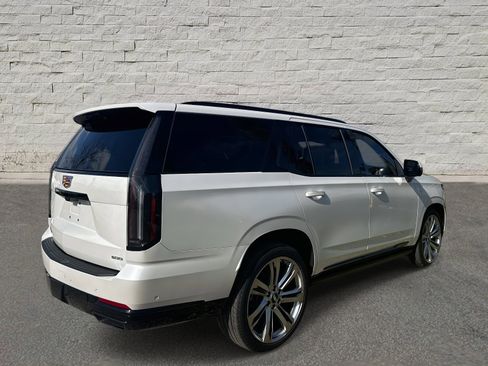 New 2025 Cadillac Escalade Sport Platinum w/ LPO, Floor Liner Package image 5