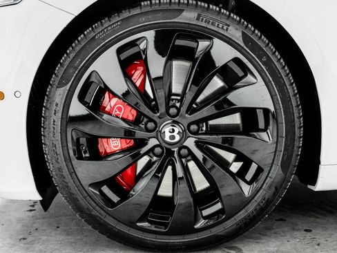 Used 2025 Bentley Continental GT AWD/4WD image 9