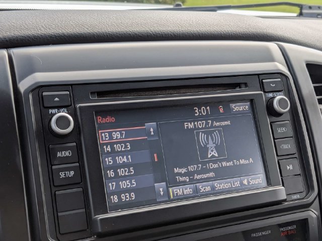 Used 2015 Toyota Tacoma 2WD Access Cab image 20