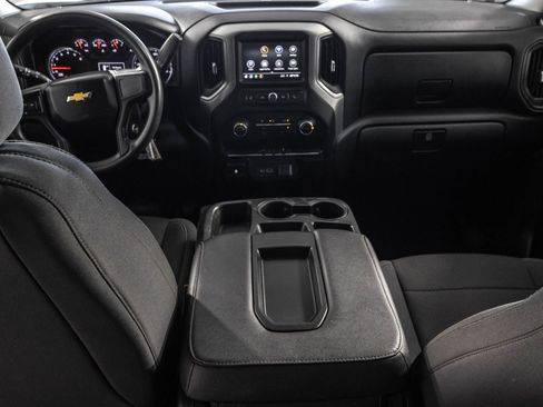 Used 2021 Chevrolet Silverado 2500 Custom w/ Custom Value Package AWD/4WD image 20