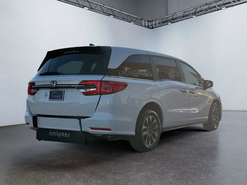 Used 2024 Honda Odyssey EX-L image 6