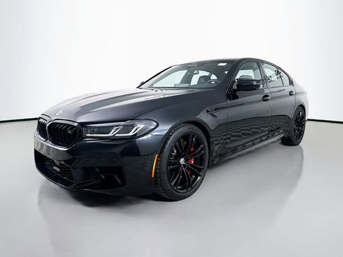 Used 2023 BMW M5 w/ Competition Package image 3
