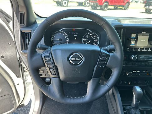 New 2026 Nissan Frontier SV w/ SV Convenience Package RWD image 18