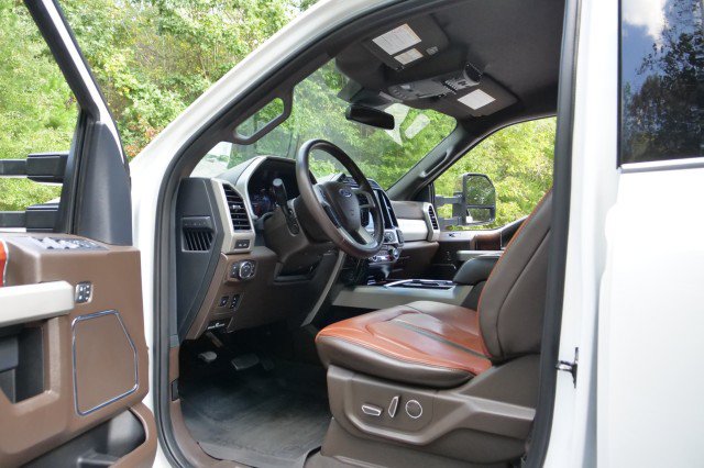 Used 2022 Ford F350 King Ranch w/ Tremor Off-Road Package AWD/4WD image 29