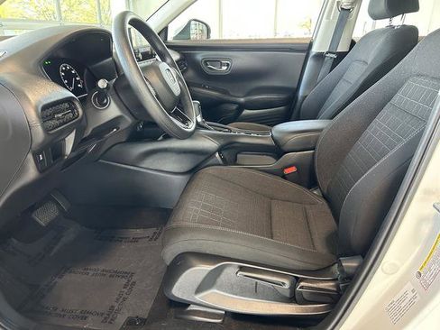 Used 2024 Honda HR-V LX image 14