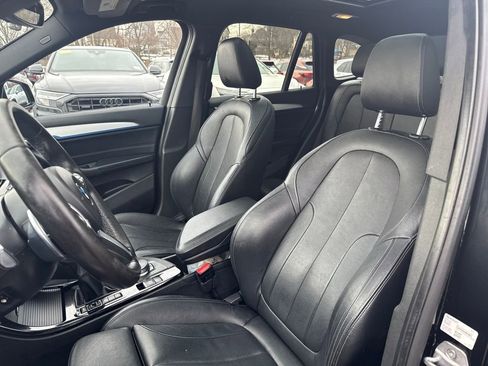 Used 2017 BMW X1 xDrive28i image 16