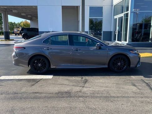 Used 2024 Toyota Camry XSE image 11