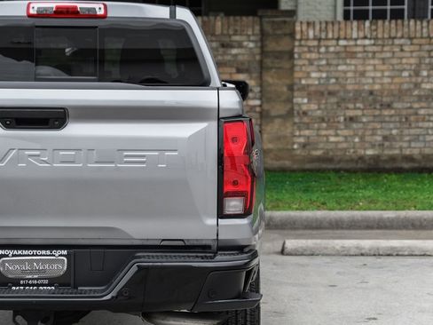 Used 2023 Chevrolet Colorado W/T w/ WT Convenience Package II AWD/4WD image 61
