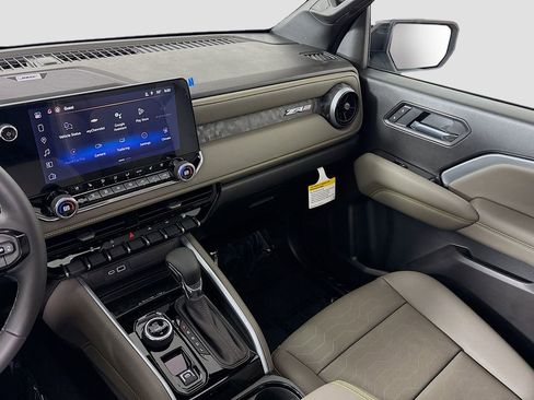 New 2026 Chevrolet Colorado ZR2 w/ ZR2 Bison Edition image 24