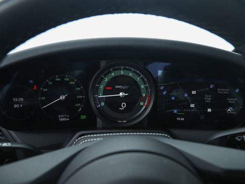 Used 2024 Porsche 911 GT3 RS RWD image 30