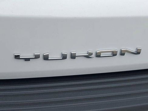 New 2026 GMC Yukon Elevation image 5