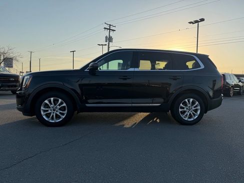Used 2020 Kia Telluride LX FWD image 4