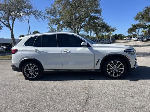 Certified 2022 BMW X5 sDrive40i image 3