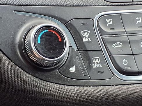 Used 2023 Chevrolet Malibu LT w/ Driver Confidence Package image 5