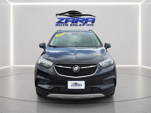 Used 2021 Buick Encore Preferred AWD/4WD image 2
