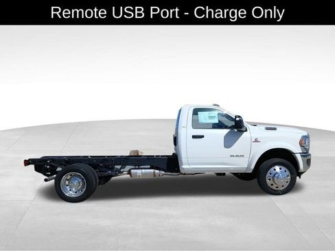 New 2024 RAM 5500 SLT w/ Quick Order Package 2YG SLT image 10
