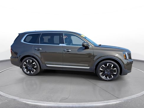 Used 2023 Kia Telluride SX AWD/4WD image 9