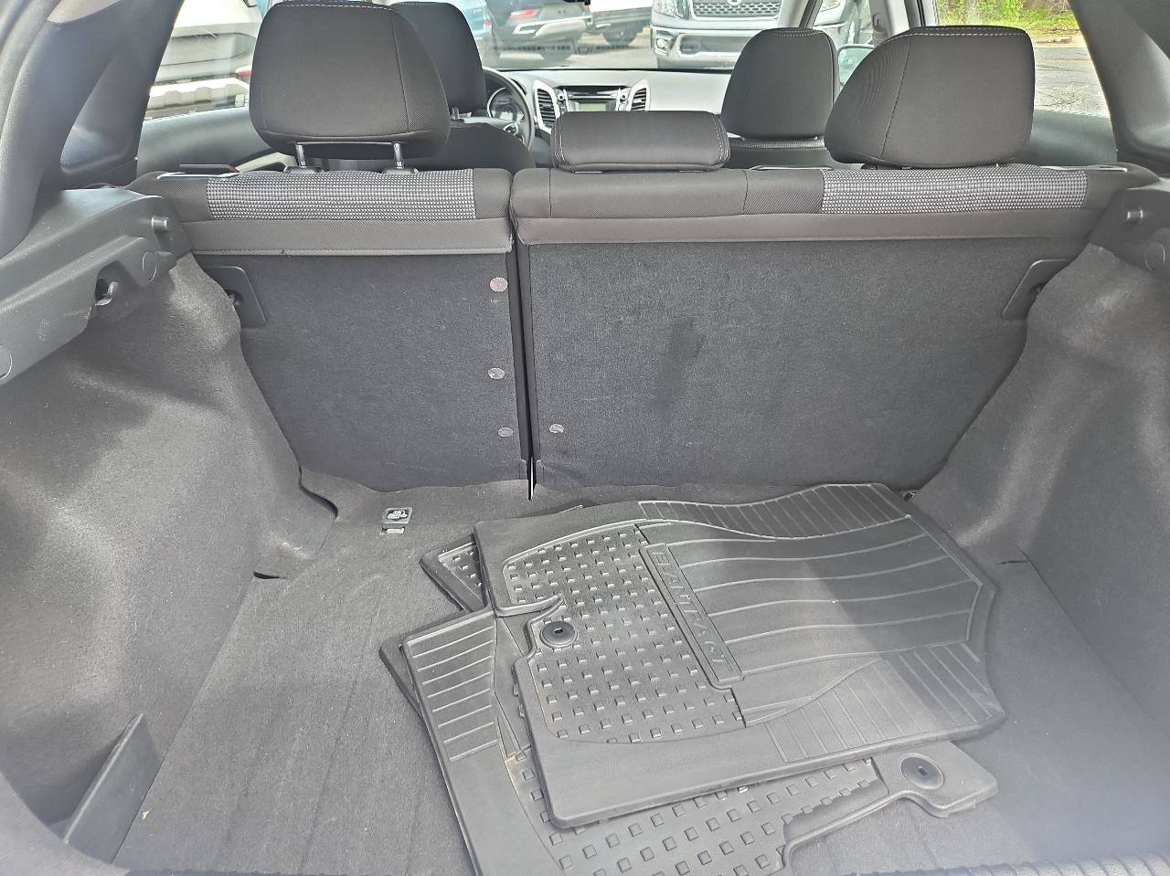 Used 2013 Hyundai Elantra GT FWD image 32